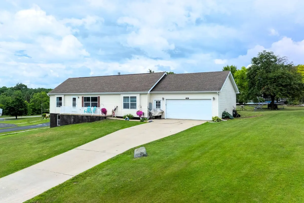 630 Lennon, Gladwin, MI 48624 - #1