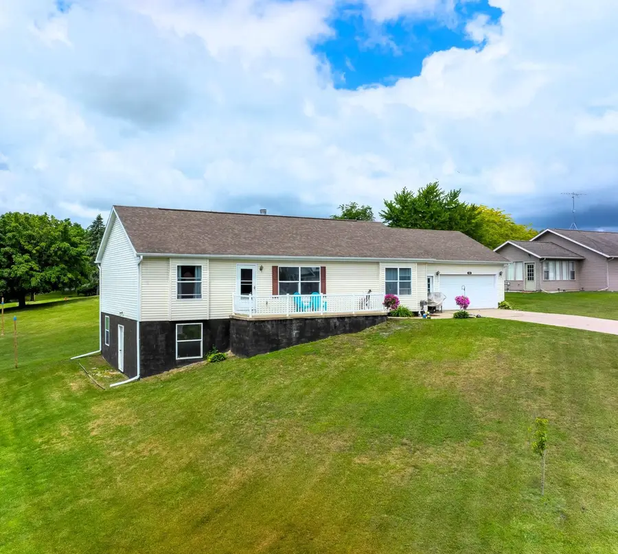 630 Lennon, Gladwin, MI 48624 - #3