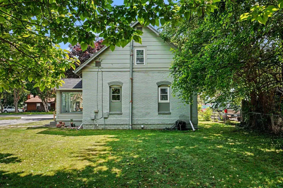 1309 Rosedale ST, Alma, MI 48801 - #2
