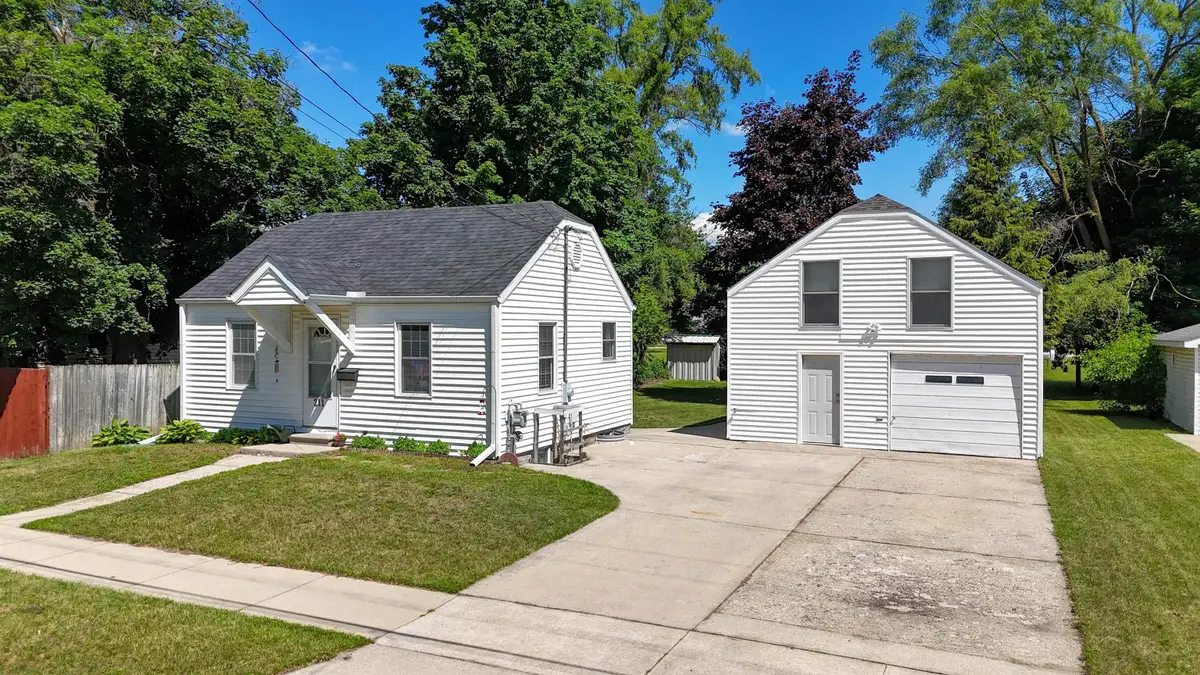 211 E Palmer, Mount Pleasant, MI 48858 - #1
