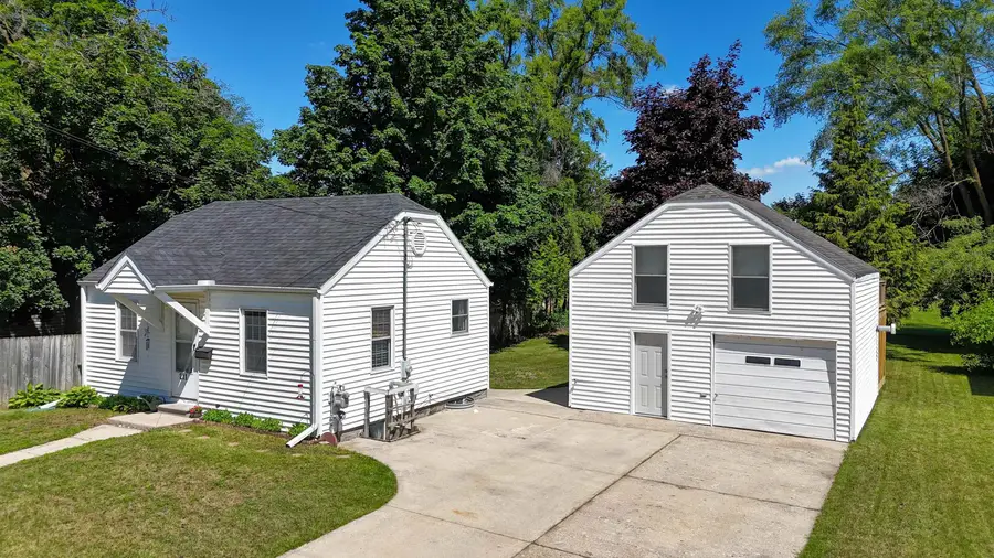 211 E Palmer, Mount Pleasant, MI 48858 - #2