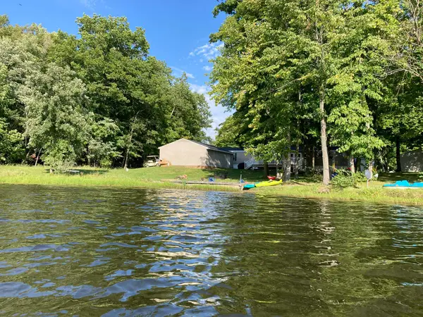 7610 Windoga Lake, Weidman, MI 48893