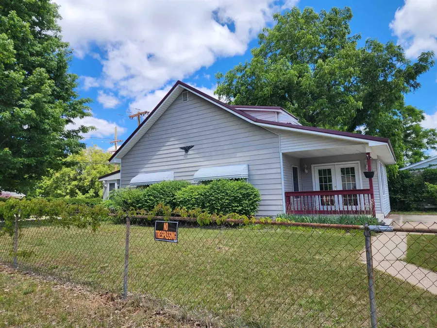 295 Birch, Harrison, MI 48625 - #2