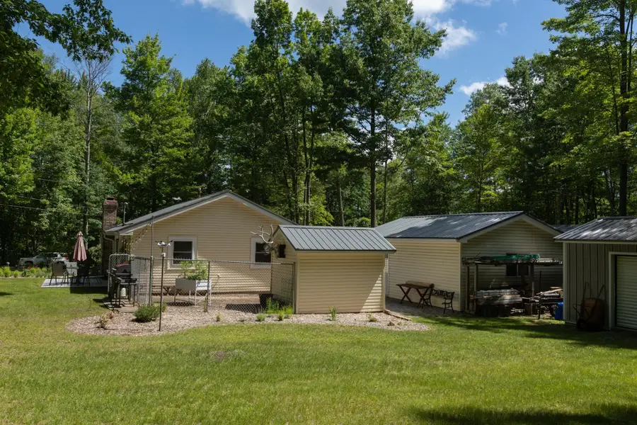 7692 Lakeview, Harrison, MI 48625 - #3