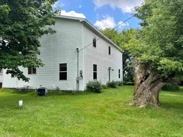 8611 S Wise, Shepherd, MI 48883