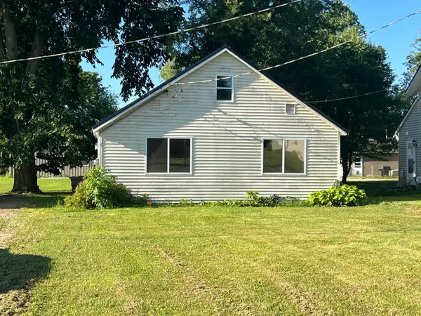 106 Webster, Ithaca, MI 48847