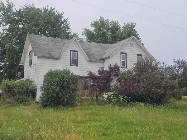 2353 W Rosebush, Weidman, MI 48893