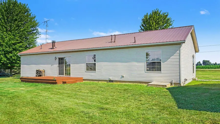 3895 W Broomfield, Mount Pleasant, MI 48858 - #2