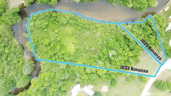 1033 & 1035 Bonanza, Weidman, MI 48893