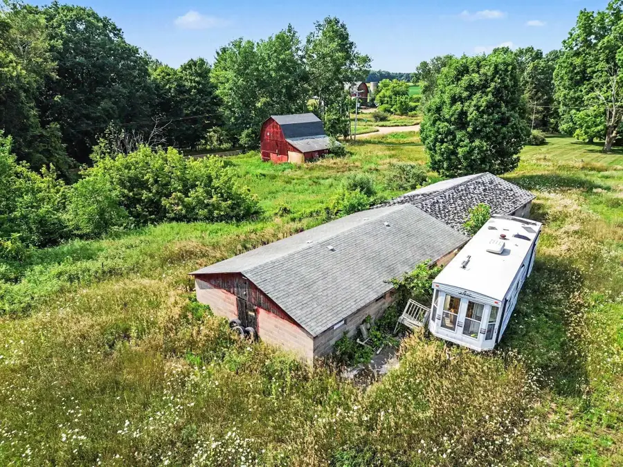7973 W Madison RD, Elwell, MI 48832 - #2