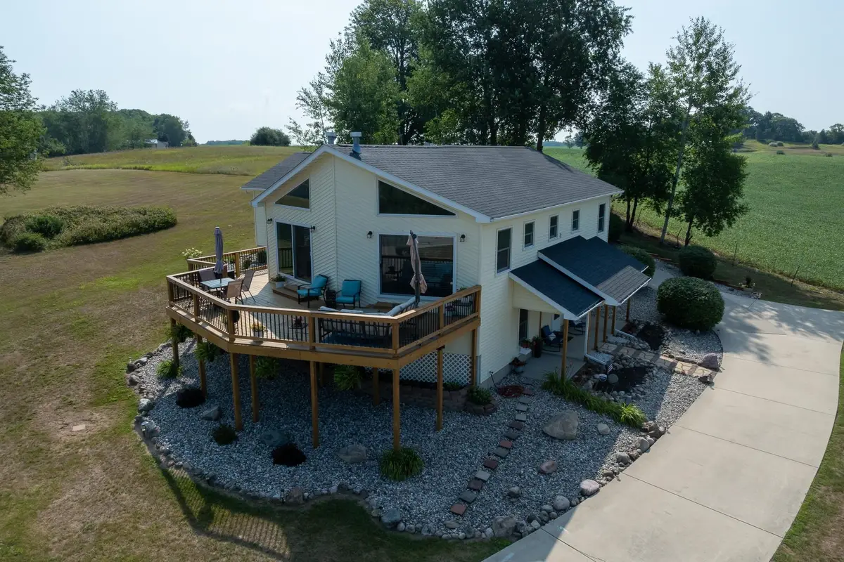 1201 S Clubhouse, Lake Isabella, MI 48893 - #1