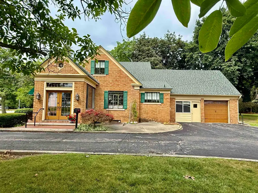 717 E Saginaw, Breckenridge, MI 48615 - #3