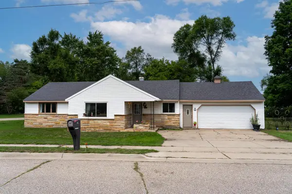 198 W Ohio, Farwell, MI 48622