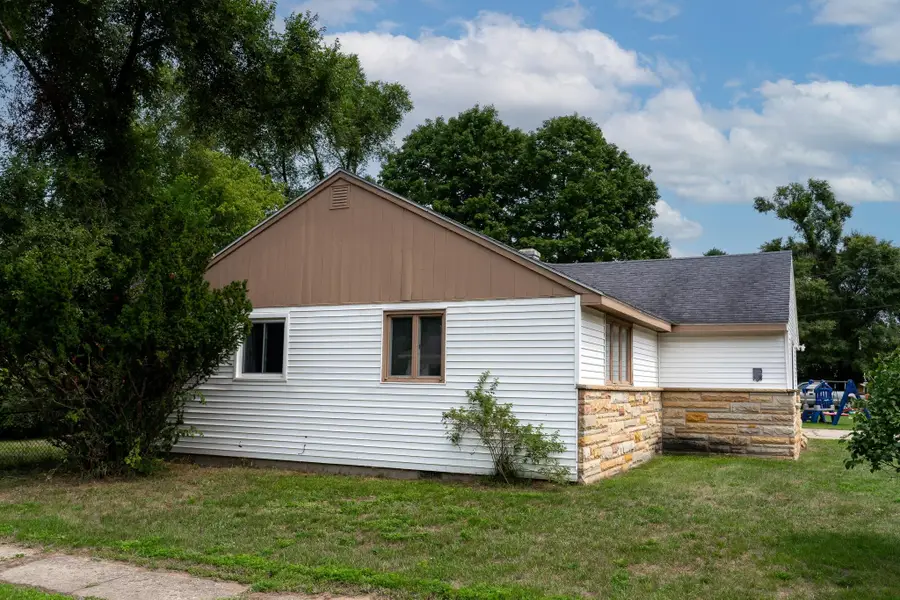 198 W Ohio, Farwell, MI 48622 - #3