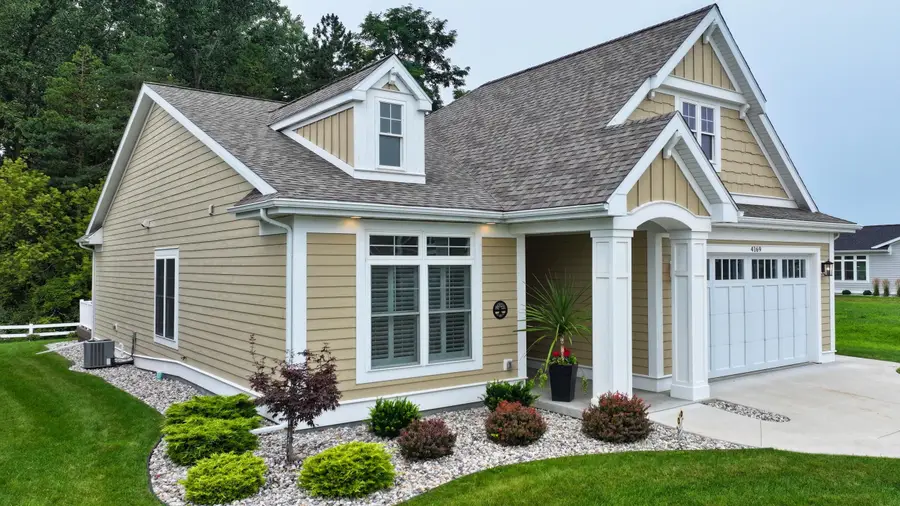 4169 Village, Freeland, MI 48623 - #3