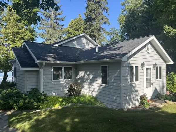 6921 Orchard Beach DR, Cheboygan, MI 49721