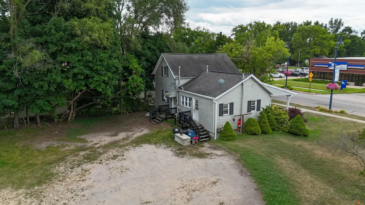 722 & 722 1/2 N Main, Mount Pleasant, MI 48858 - #1