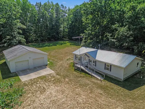 11468 S Nottawa, Riverdale, MI 48877
