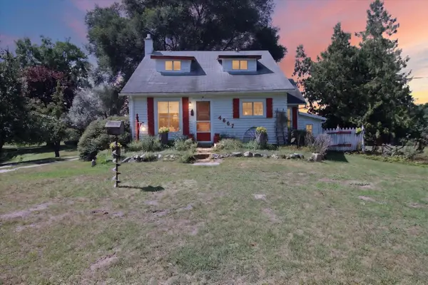 4667 N Croswell, Alma, MI 48801