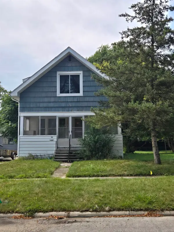 907 N Court, Alma, MI 48801