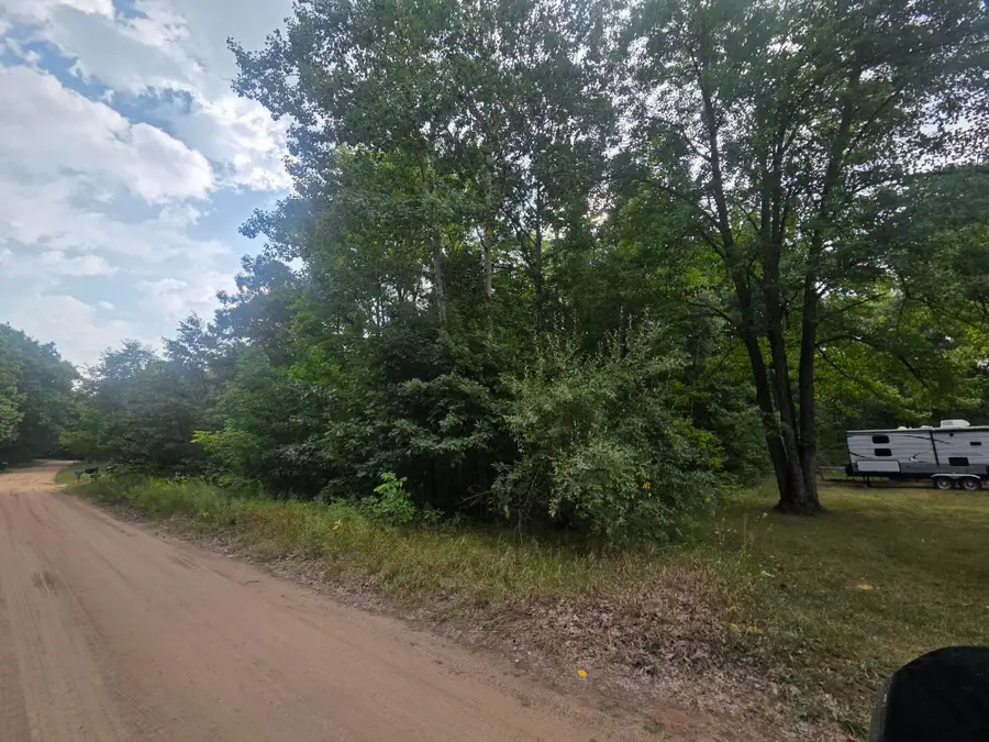 7873 Wild Oaks DR, Weidman, MI 48893 - #3