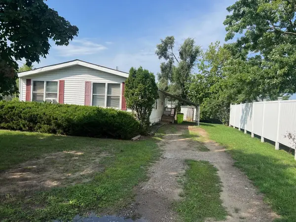 502 Hysell, Clare, MI 48617