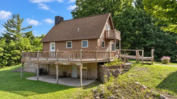 5525 W 18 1/2 RD, Mesick, MI 49668