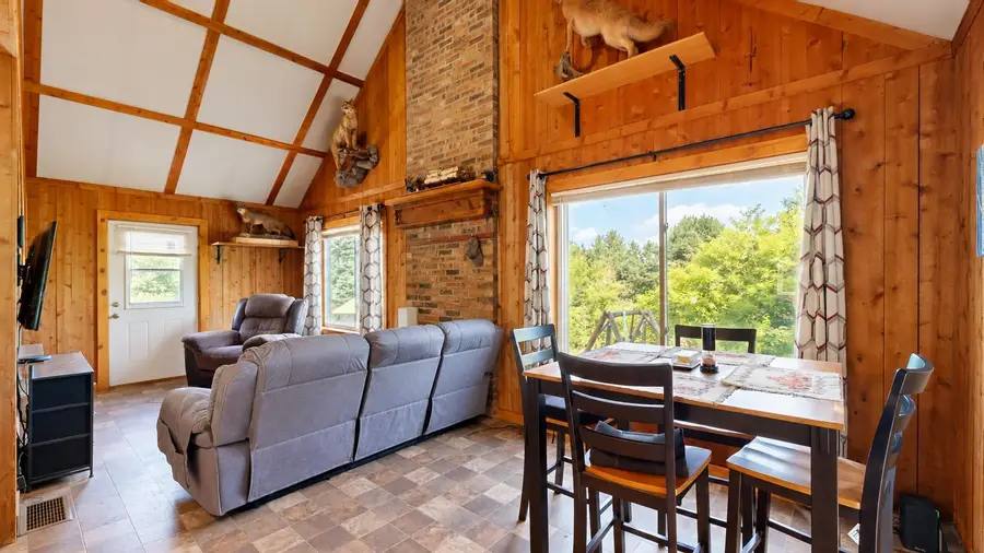 5525 W 18 1/2 RD, Mesick, MI 49668 - #2