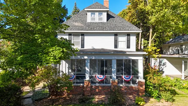 215 E Lincoln ST, MtPleasant, MI 48858
