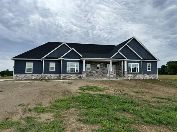 9004 Charter Oak Lane, Saline, MI 48176