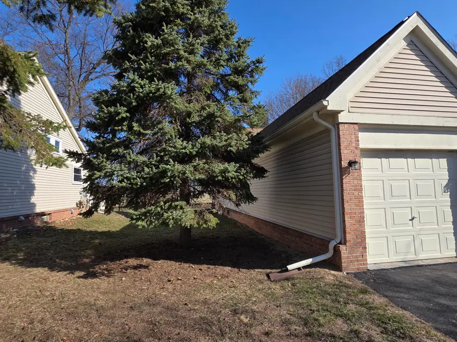 37186 Amhurst Drive Unit: 5, Westland, MI 48185 - Image #3