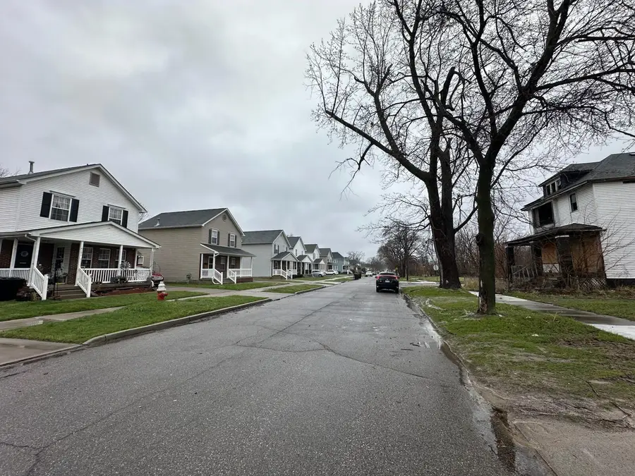 4160 Crane Street, Detroit, MI 48214 - #2