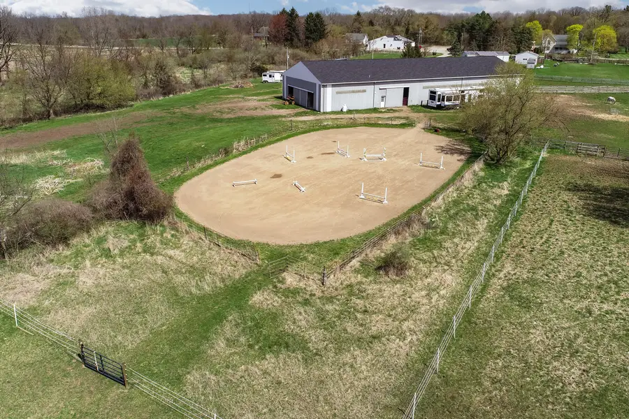 10880 S Francis Road, Dewitt, MI 48820 - Image #2