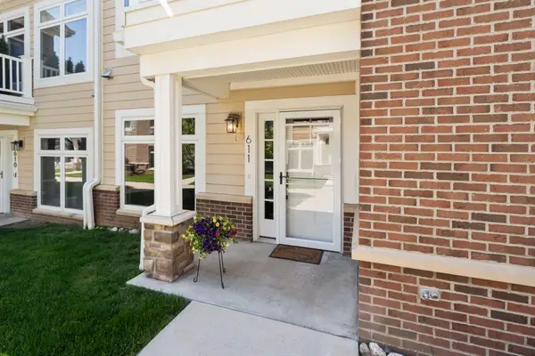 611 Woodland Drive, Dexter, MI 48130