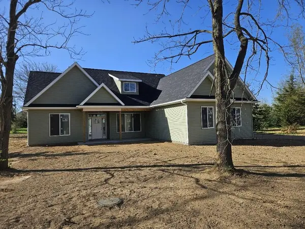 8812 Walsh Court, Onsted, MI 49265