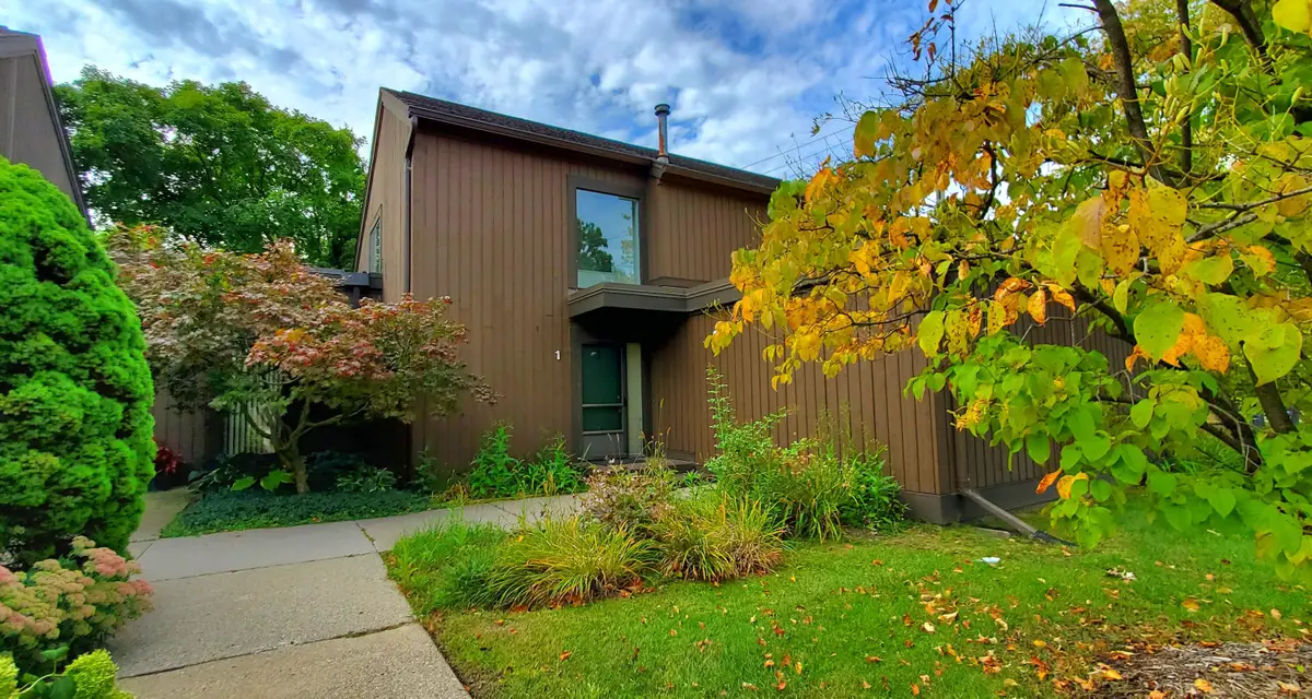 1 Westbury Court, Ann Arbor, MI 48105 - Image #1