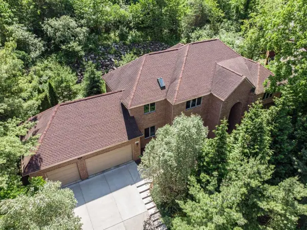 588 Green Road, AnnArbor, MI 48105