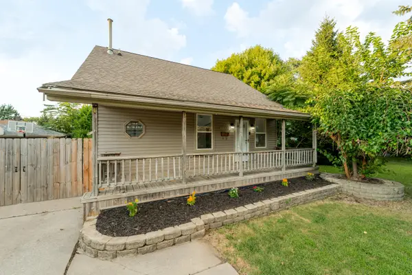 16923 Stephens Drive, Eastpointe, MI 48021