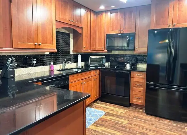 21053 E Glen Haven Circle, Novi, MI 48374 - Image #2