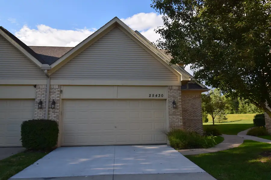 25430 Bohn Court, New Boston, MI 48134 - Image #2