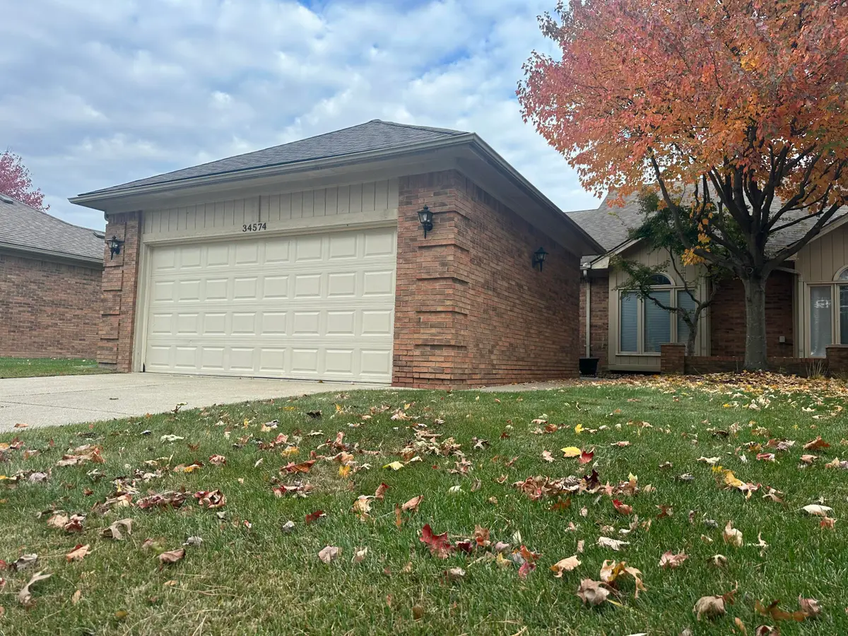 34574 Maple Lane, Sterling Heights, MI 48312 - Image #1