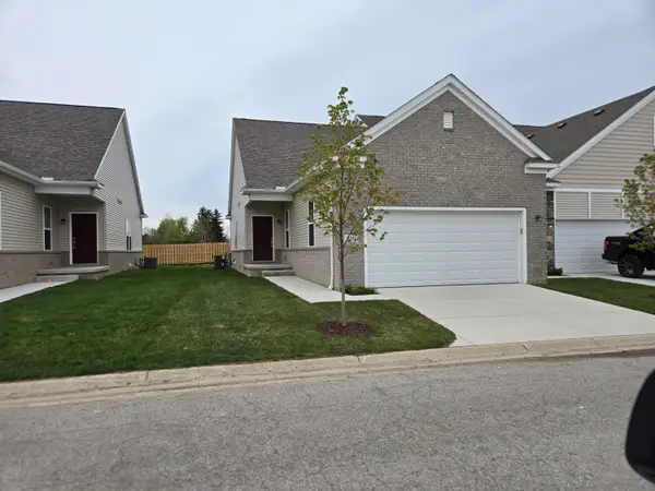 4260 Plum Village Circle Circle Unit: 42, Monroe, MI 48161