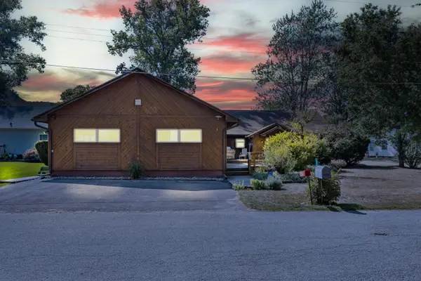 508 Lyon Lake Road, Marshall, MI 49068