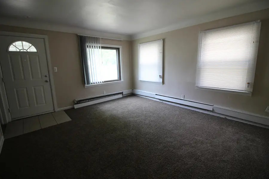 28951 Powers Street, Westland, MI 48186 - #3