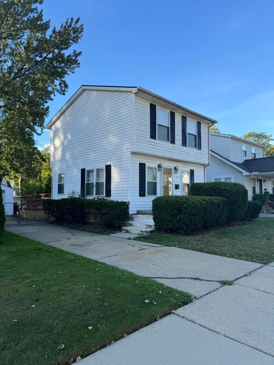253 Massoit Street, Clawson, MI 48017 - Image #2