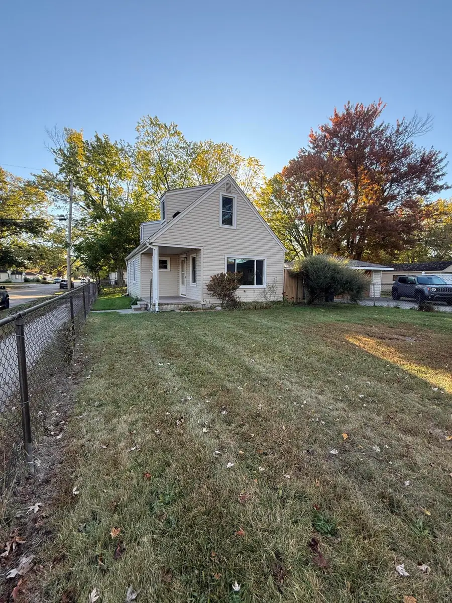 27725 Norfolk Street, Livonia, MI 48152 - #2