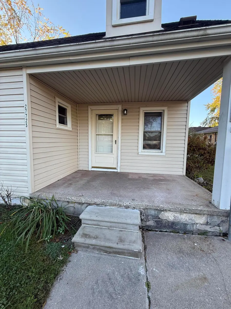 27725 Norfolk Street, Livonia, MI 48152 - #3