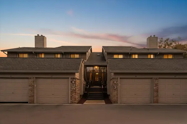 11827 Sycamore Road, Plymouth, MI 48170