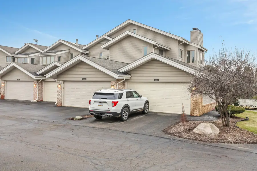 21082 Boulder Circle, Northville, MI 48167 - Image #2