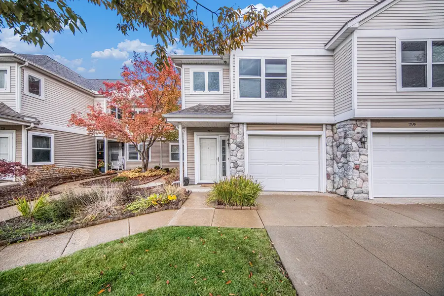 715 Creekstone Lane, Chelsea, MI 48118 - Image #2